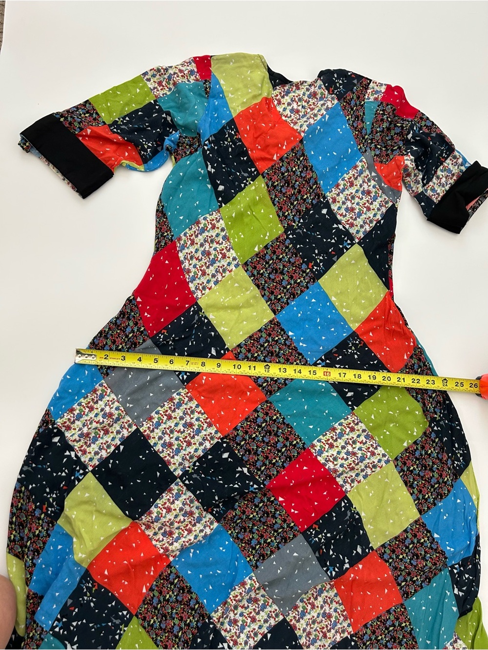 Vintage 70’s Harlequin Diamond Patchwork Maxi Dress
1/2 Sleeve
Hippie
Rayon
Boho - Picture 13 of 14